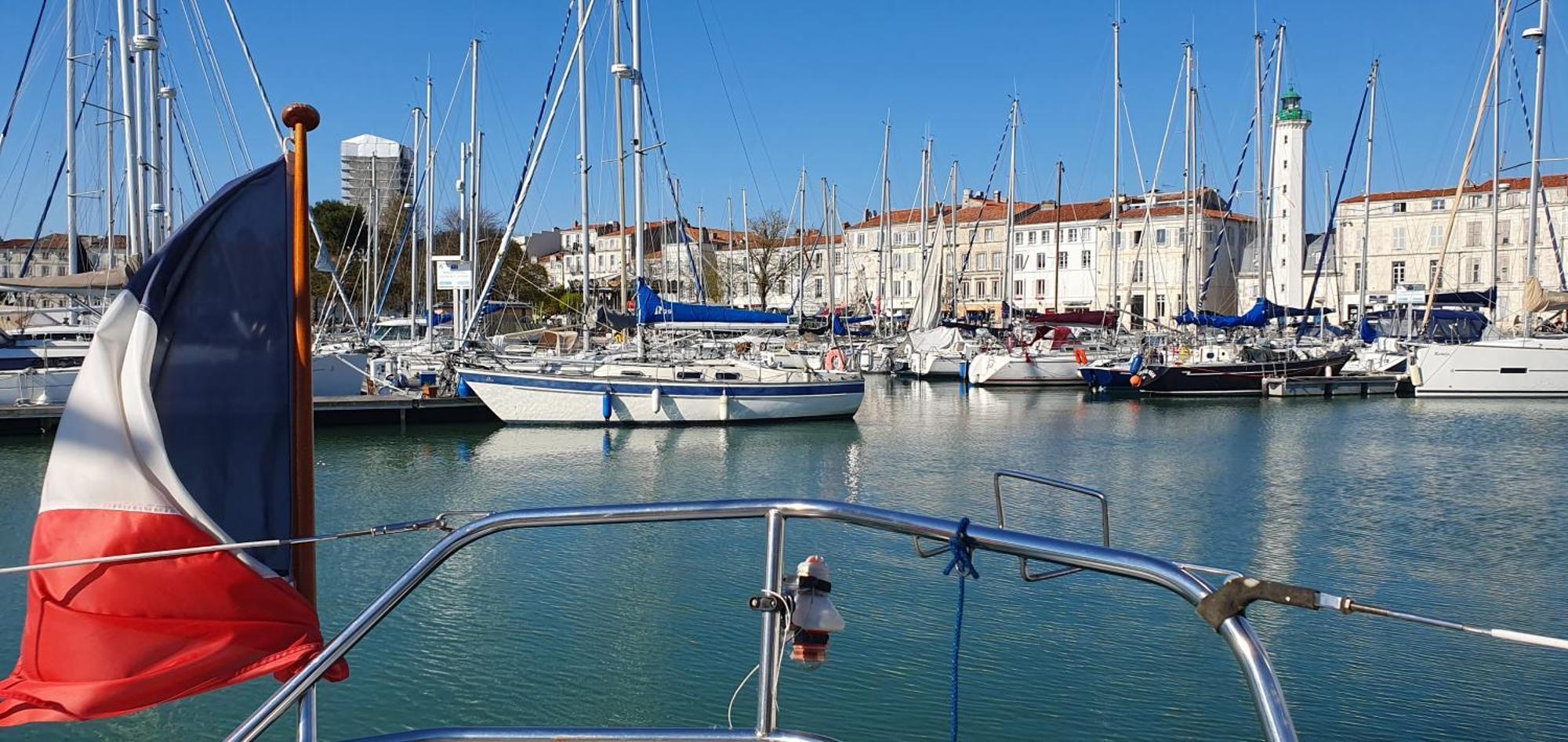 Coriandre 2 - Dormir Sur Un Grand Voilier 9 Personnes By Nuits Au Port La Rochelle  Exterior foto