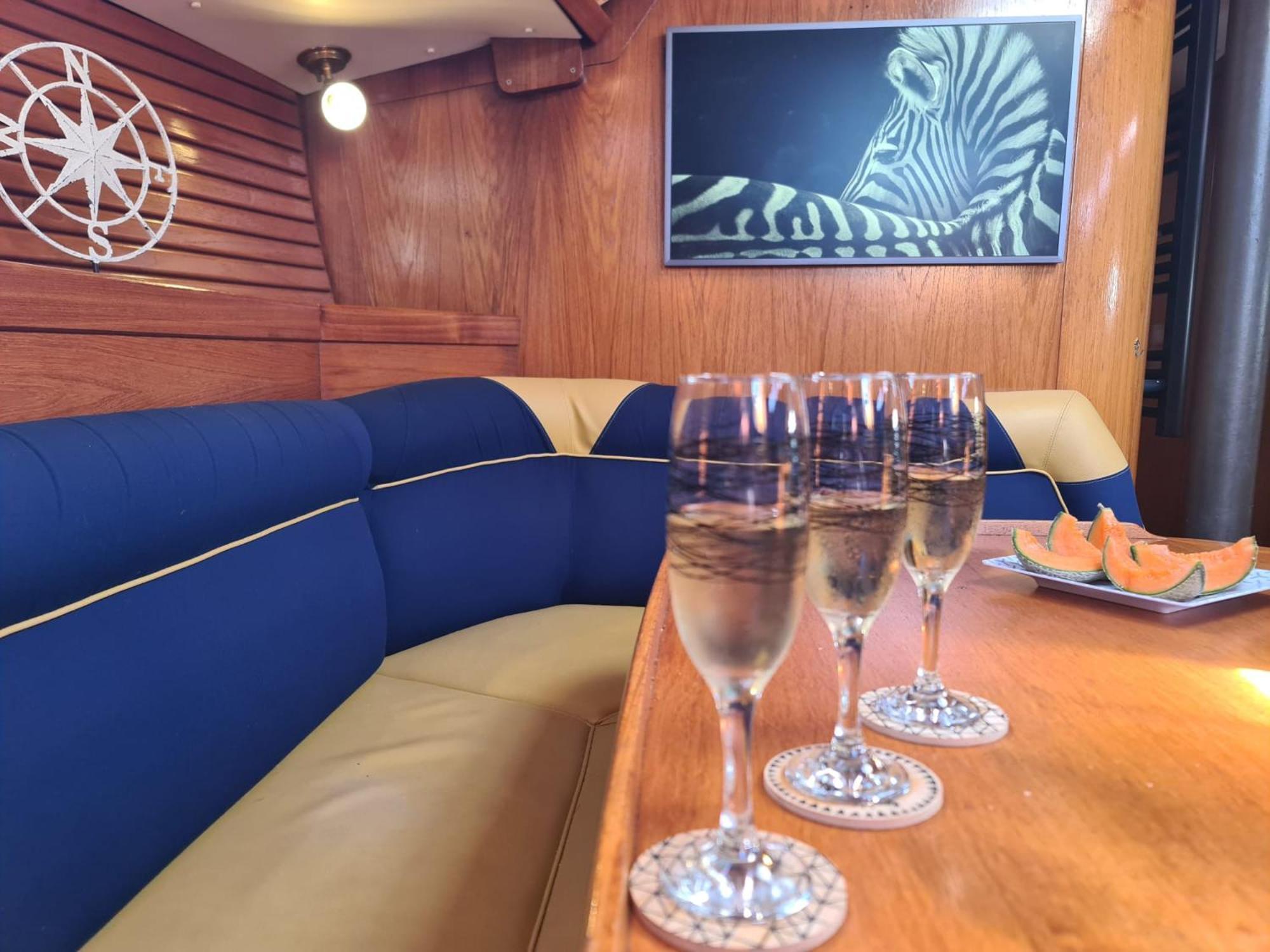 Coriandre 2 - Dormir Sur Un Grand Voilier 9 Personnes By Nuits Au Port La Rochelle  Exterior foto